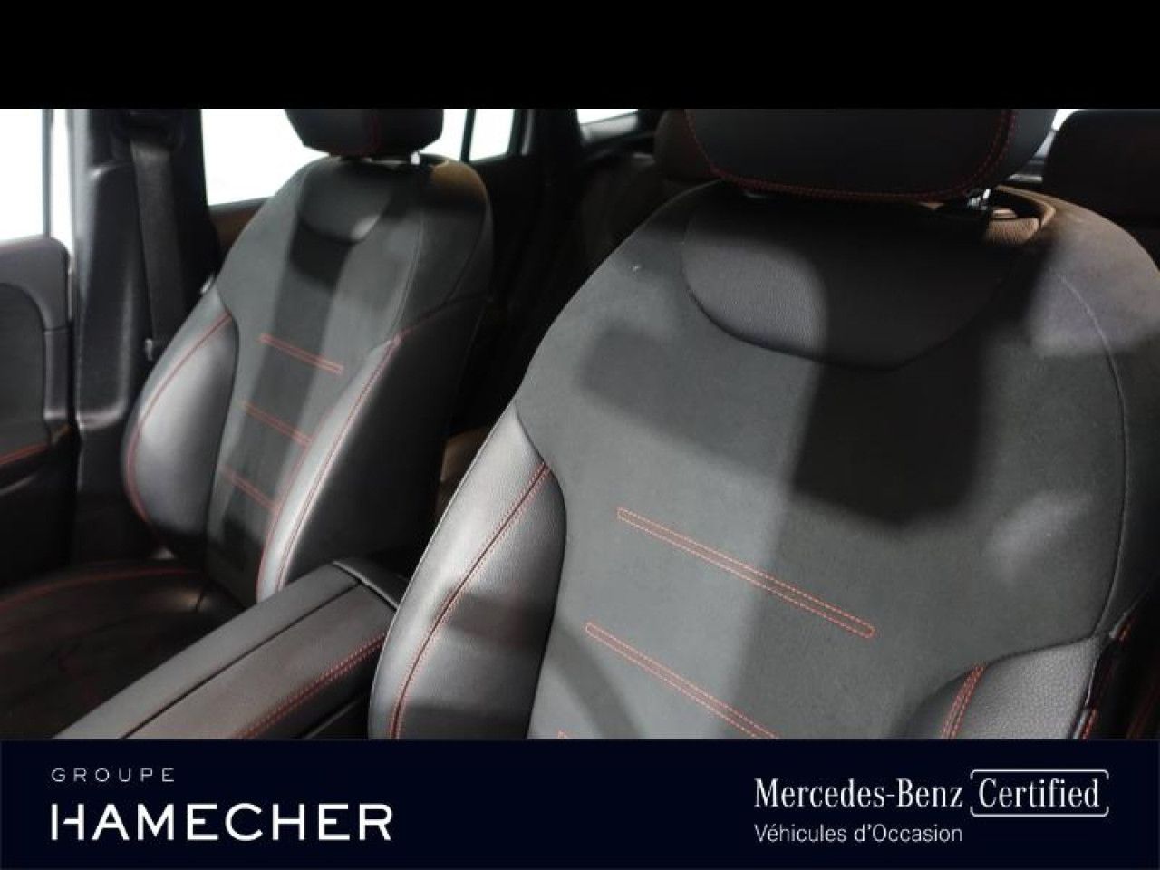 Photo du v&eacute;hicule 5 / 18