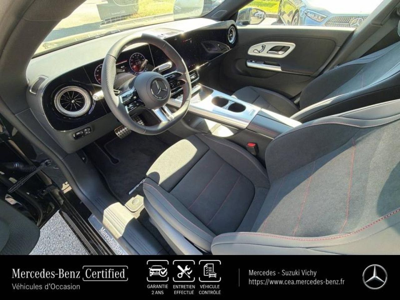 Photo du v&eacute;hicule 10 / 18