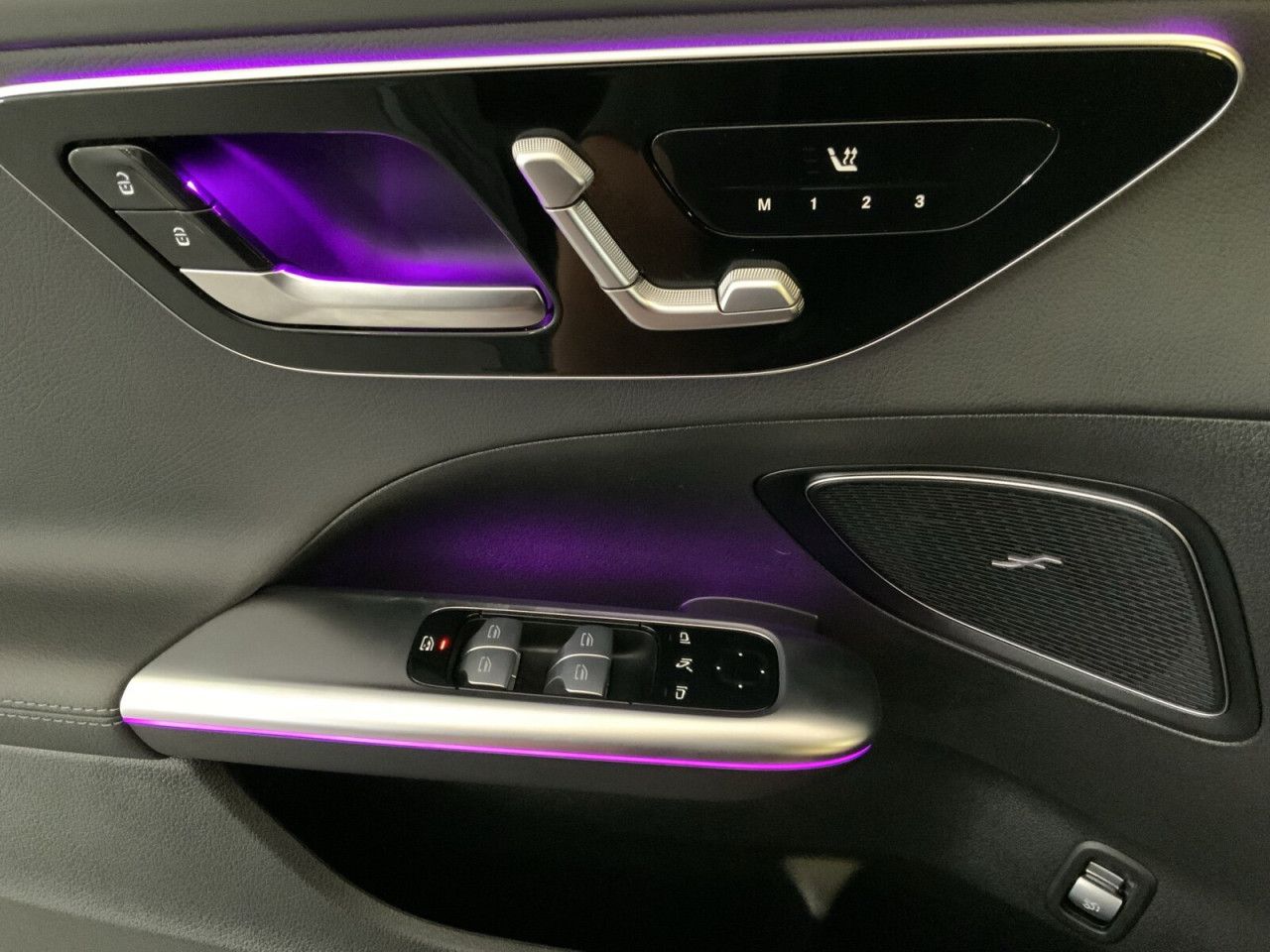 Mercedes-Benz C-Klasse – Bild 12
