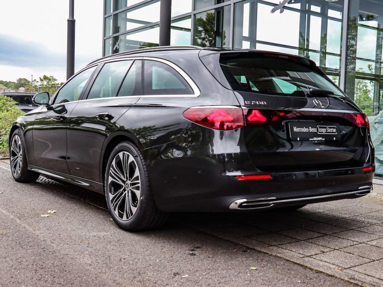 Mercedes-Benz E-Klasse – Bild 13