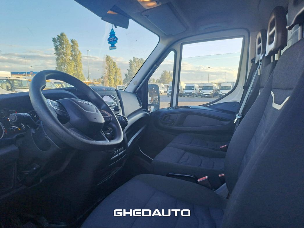 IVECO | DAILY 35C14 A METANO BOX IN LEGA