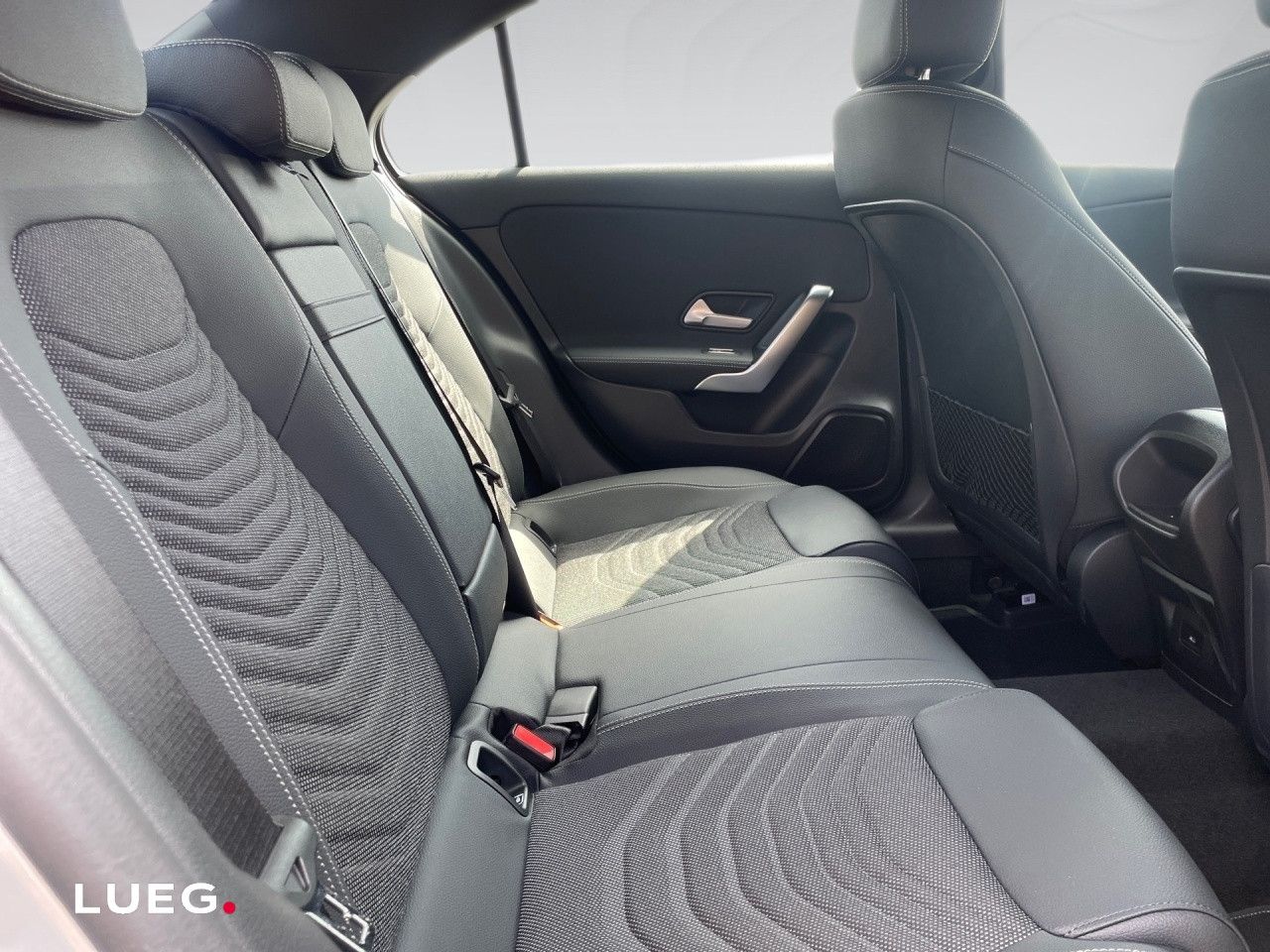 Mercedes-Benz A-Klasse – Bild 12