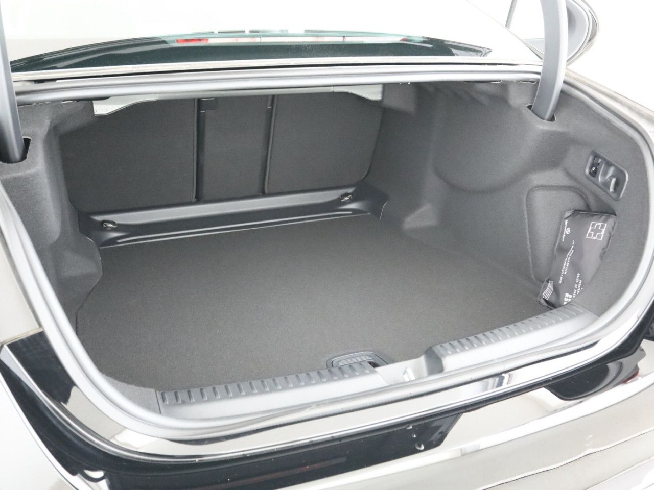 Mercedes-Benz E-Klasse – Bild 22