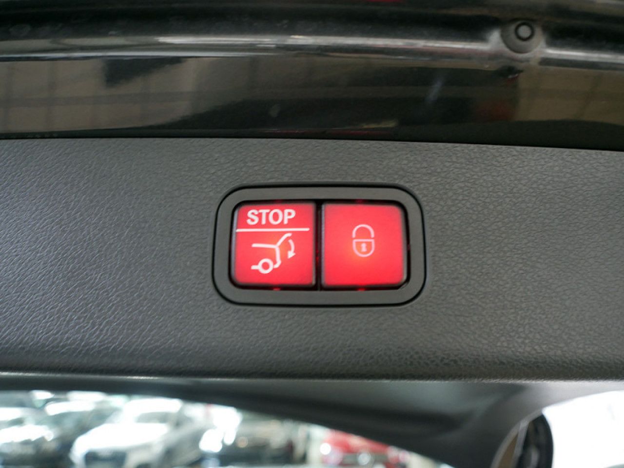 Mercedes-Benz E-Klasse – Bild 12