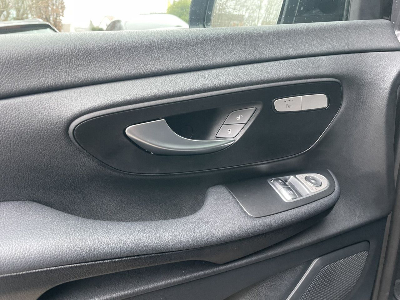 Fahrzeugbild 10 / 15