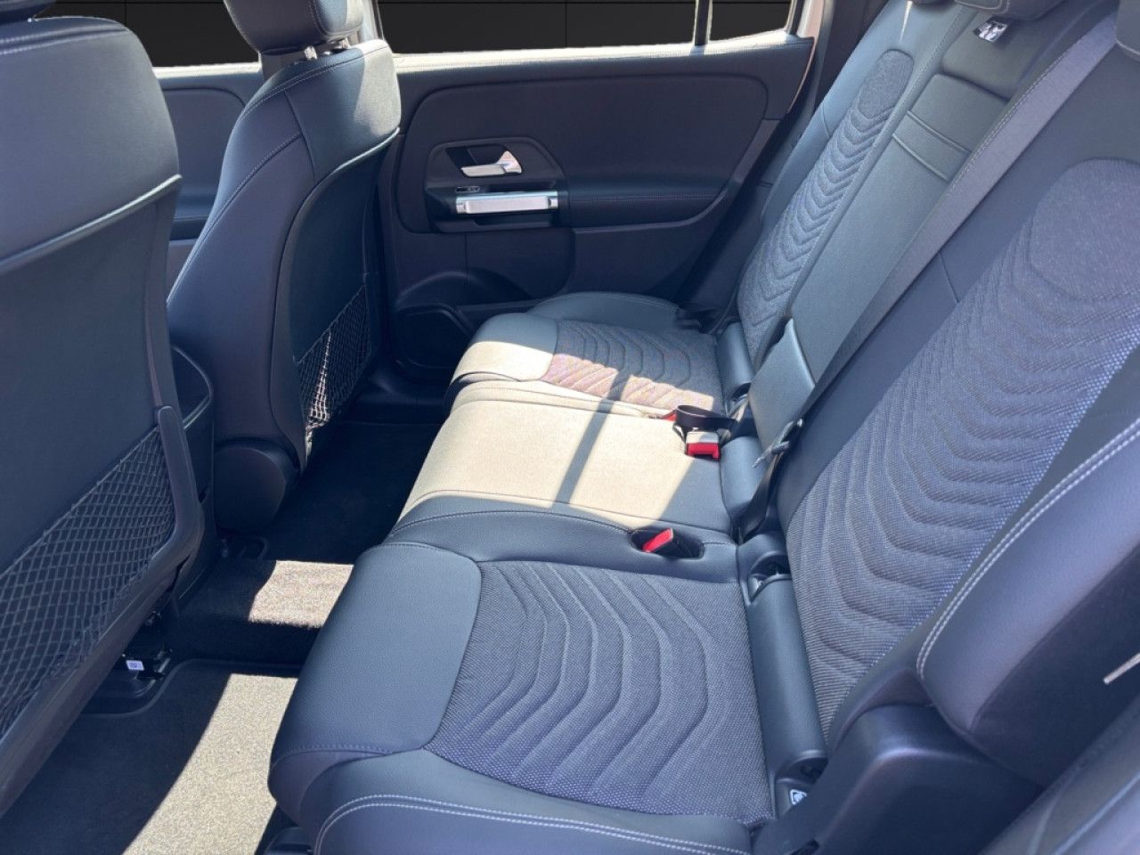 Mercedes-Benz EQB – Bild 13