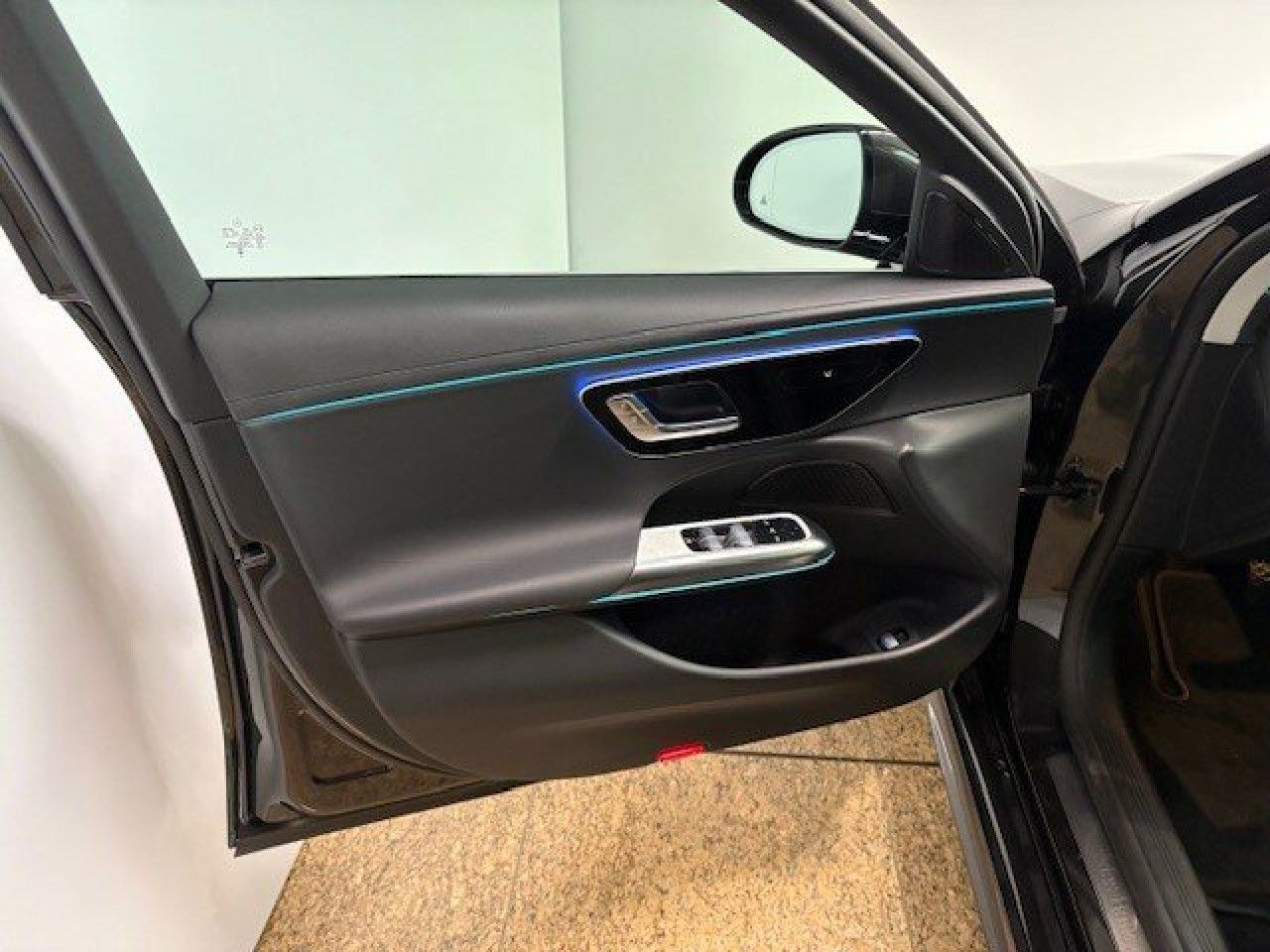 Mercedes-Benz E-Klasse – Bild 22