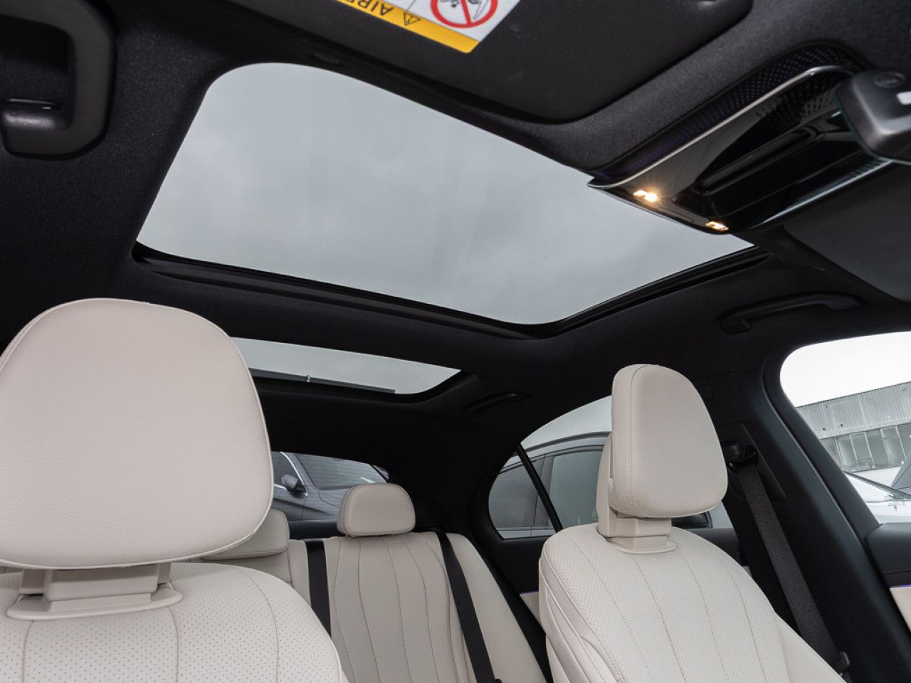 Fahrzeugbild 12 / 13