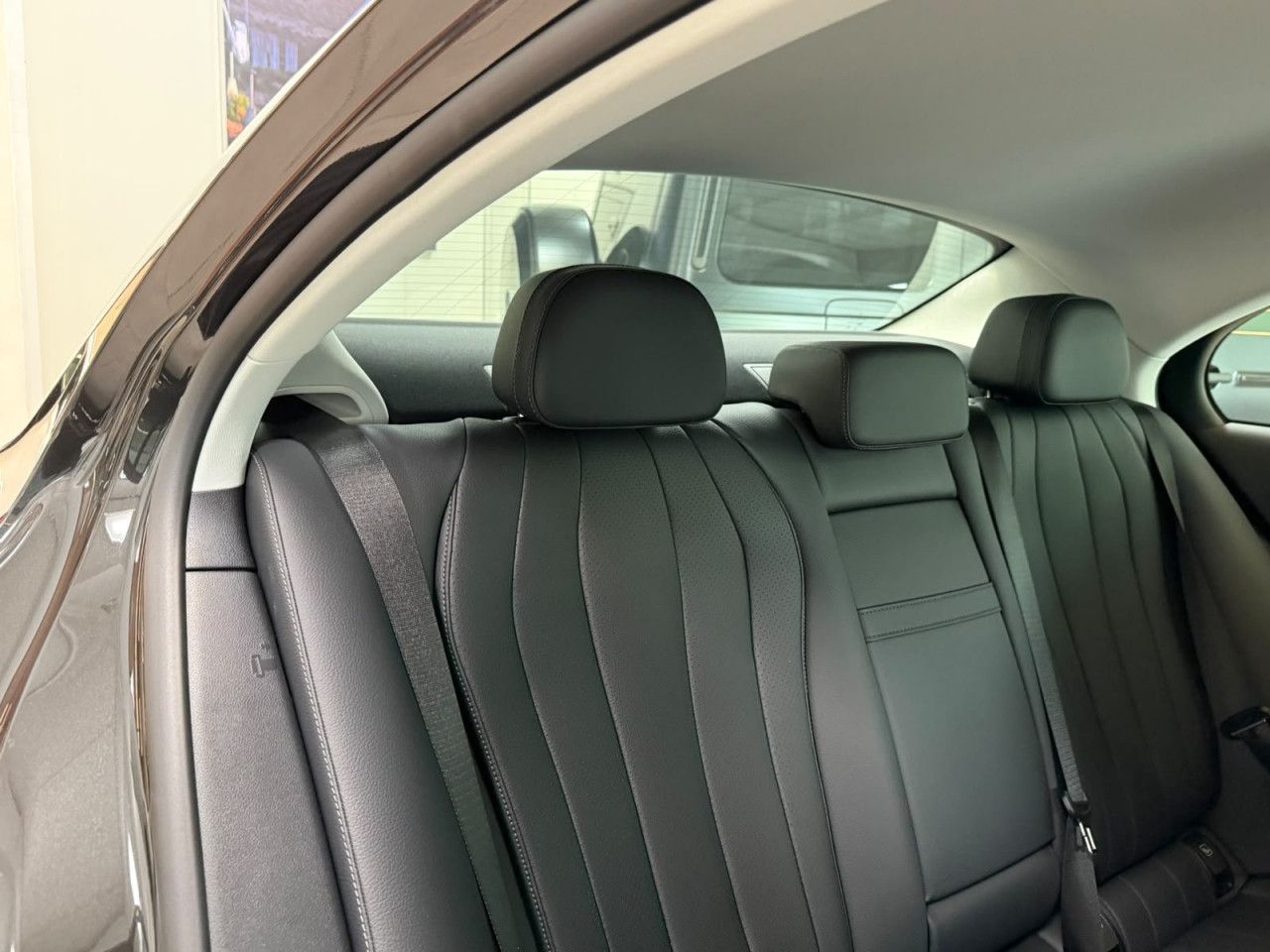 Mercedes-Benz E-Klasse – Bild 18