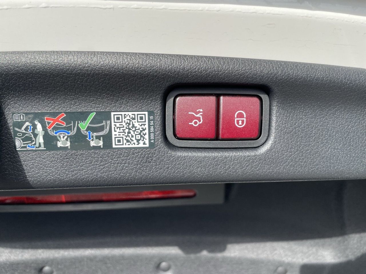 Mercedes-Benz C-Klasse – Bild 22