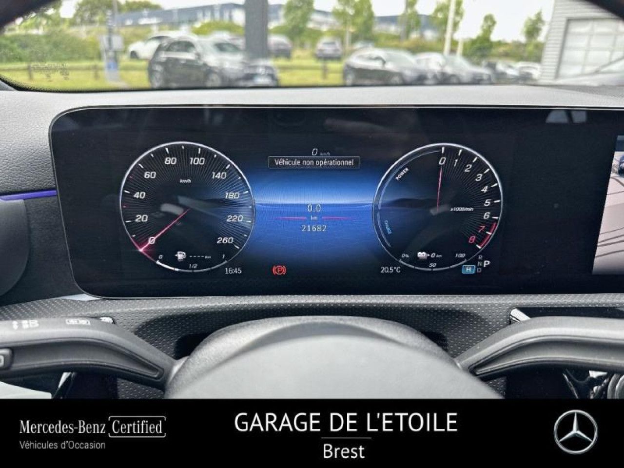 Photo du v&eacute;hicule 9 / 18