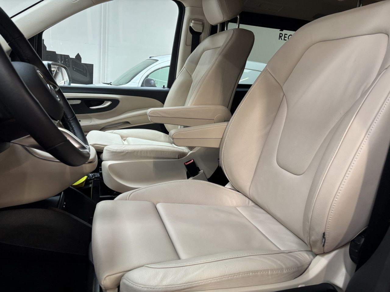 Fahrzeugbild 19 / 29