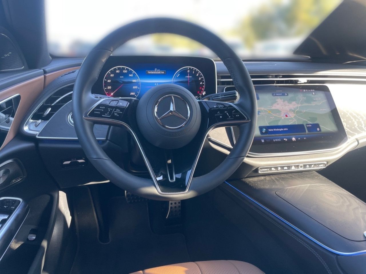 Mercedes-Benz E-Klasse – Bild 9