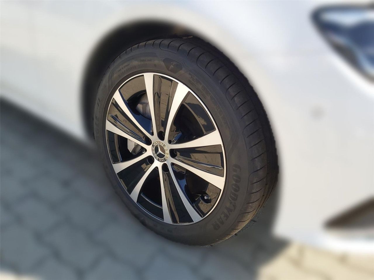 Fahrzeugbild 8 / 20