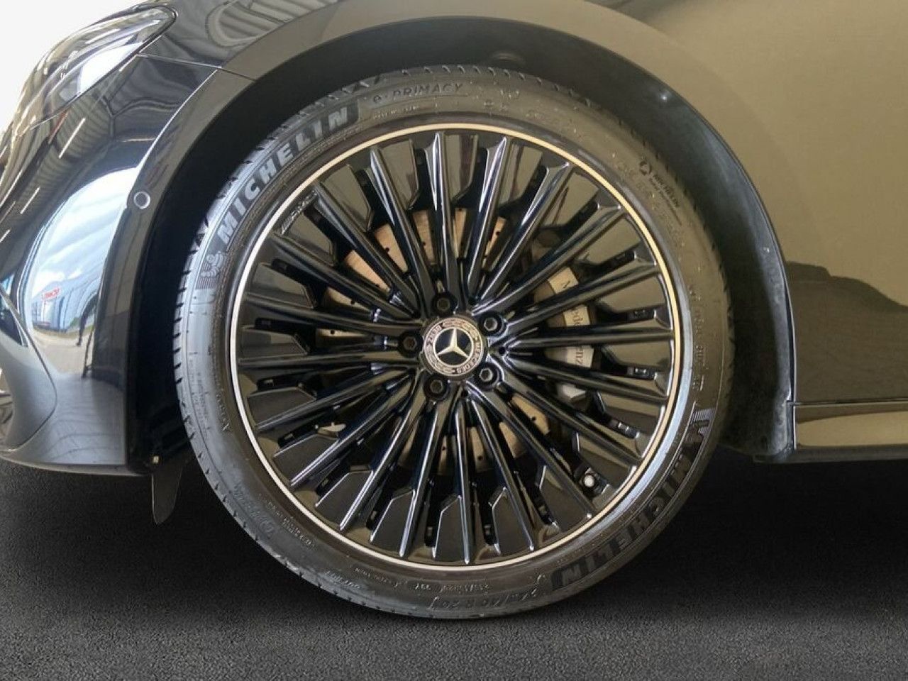 Mercedes-Benz E-Klasse – Bild 7