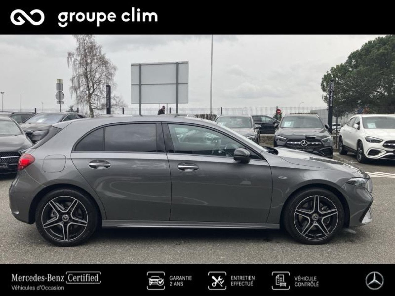 Photo du v&eacute;hicule 3 / 18