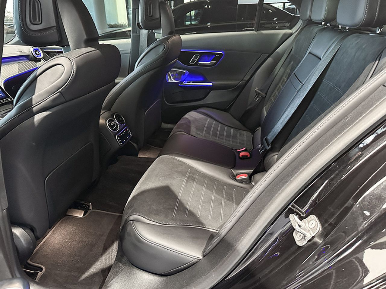 Fahrzeugbild 14 / 17