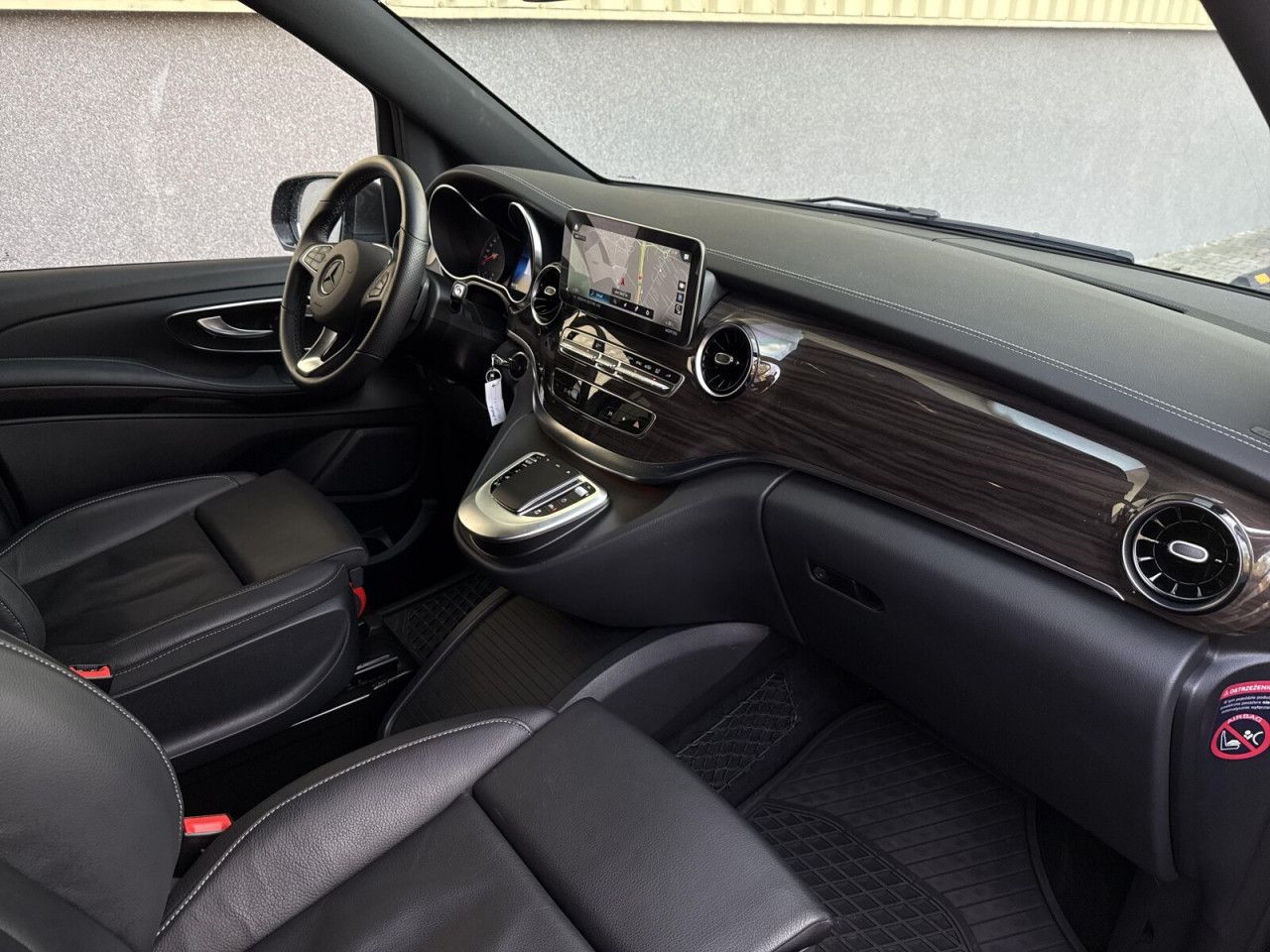 Zdjęcie pojazdu 13 / 24