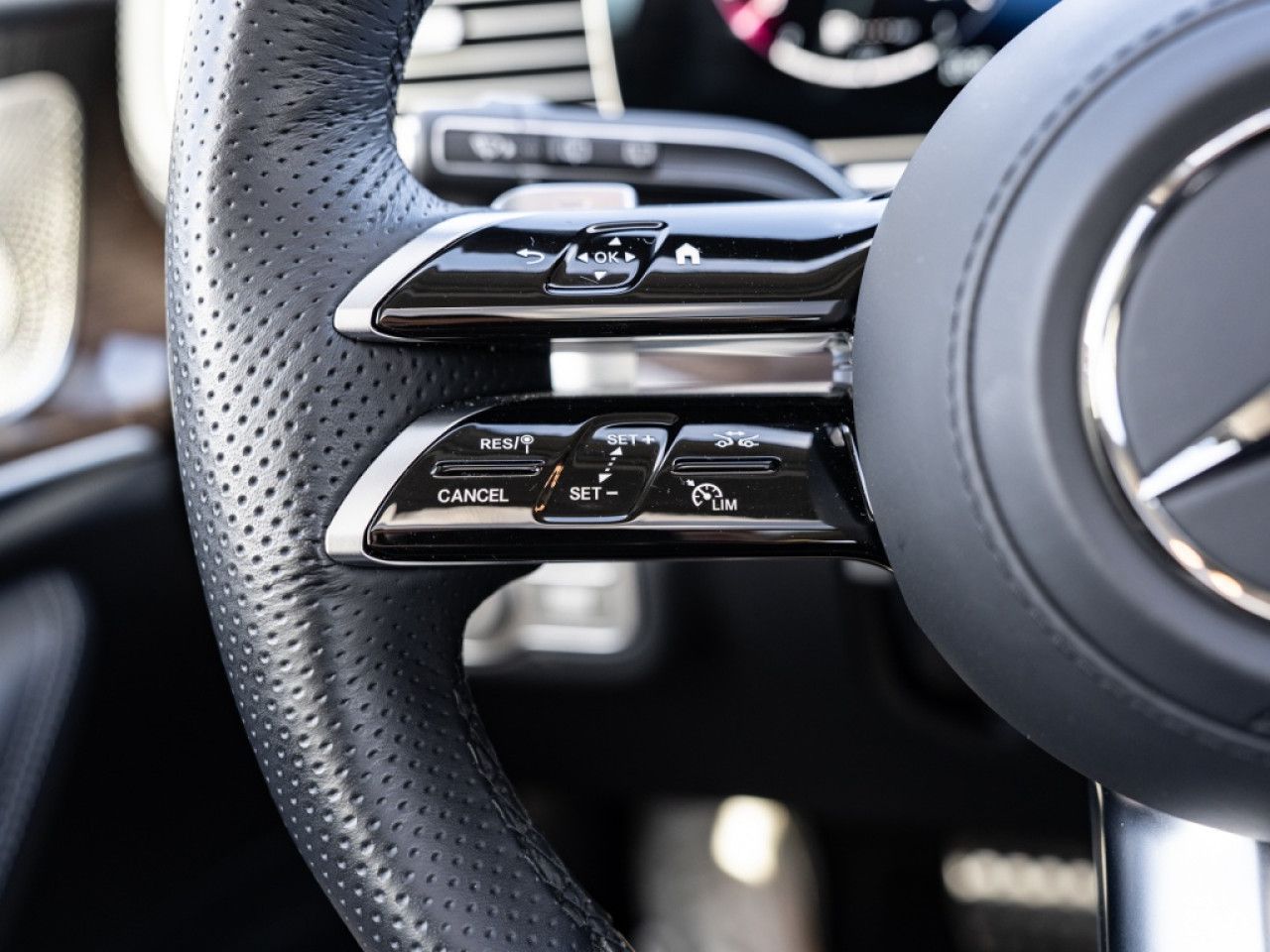Mercedes-Benz GLS – Bild 15