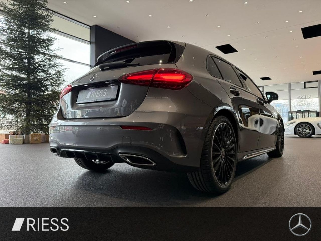 Mercedes-Benz A-Klasse – Bild 7