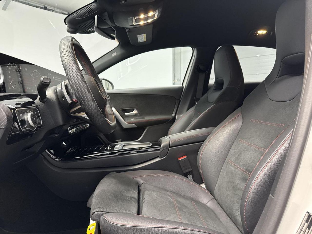 Zdjęcie pojazdu 12 / 25