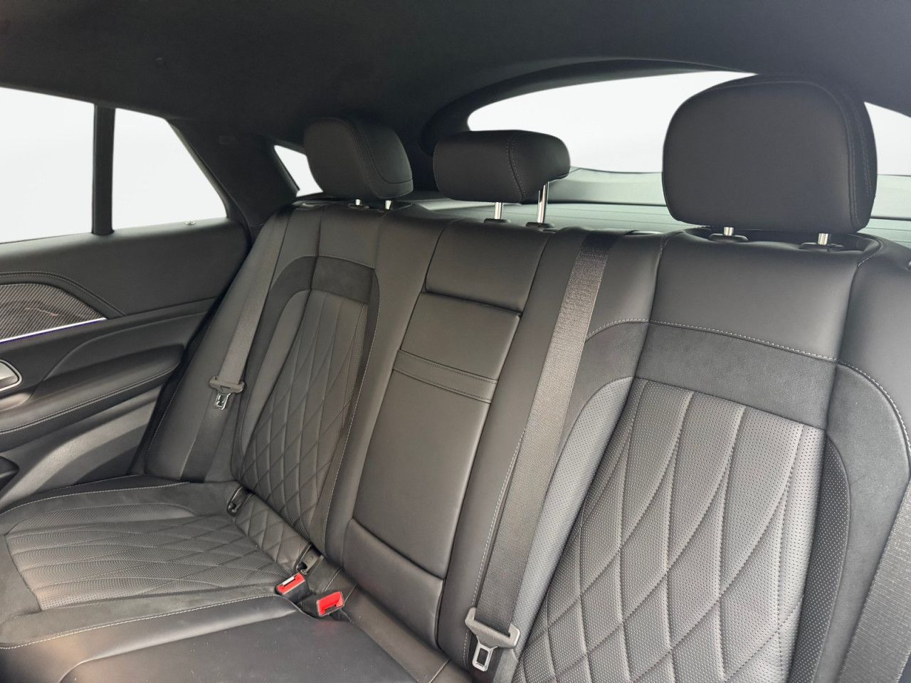 Zdjęcie pojazdu 11 / 29