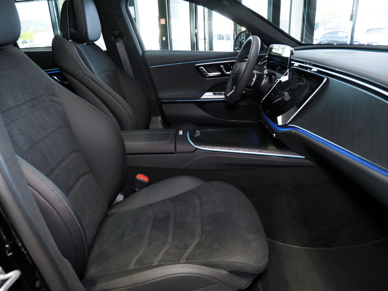 Mercedes-Benz E-Klasse – Bild 9
