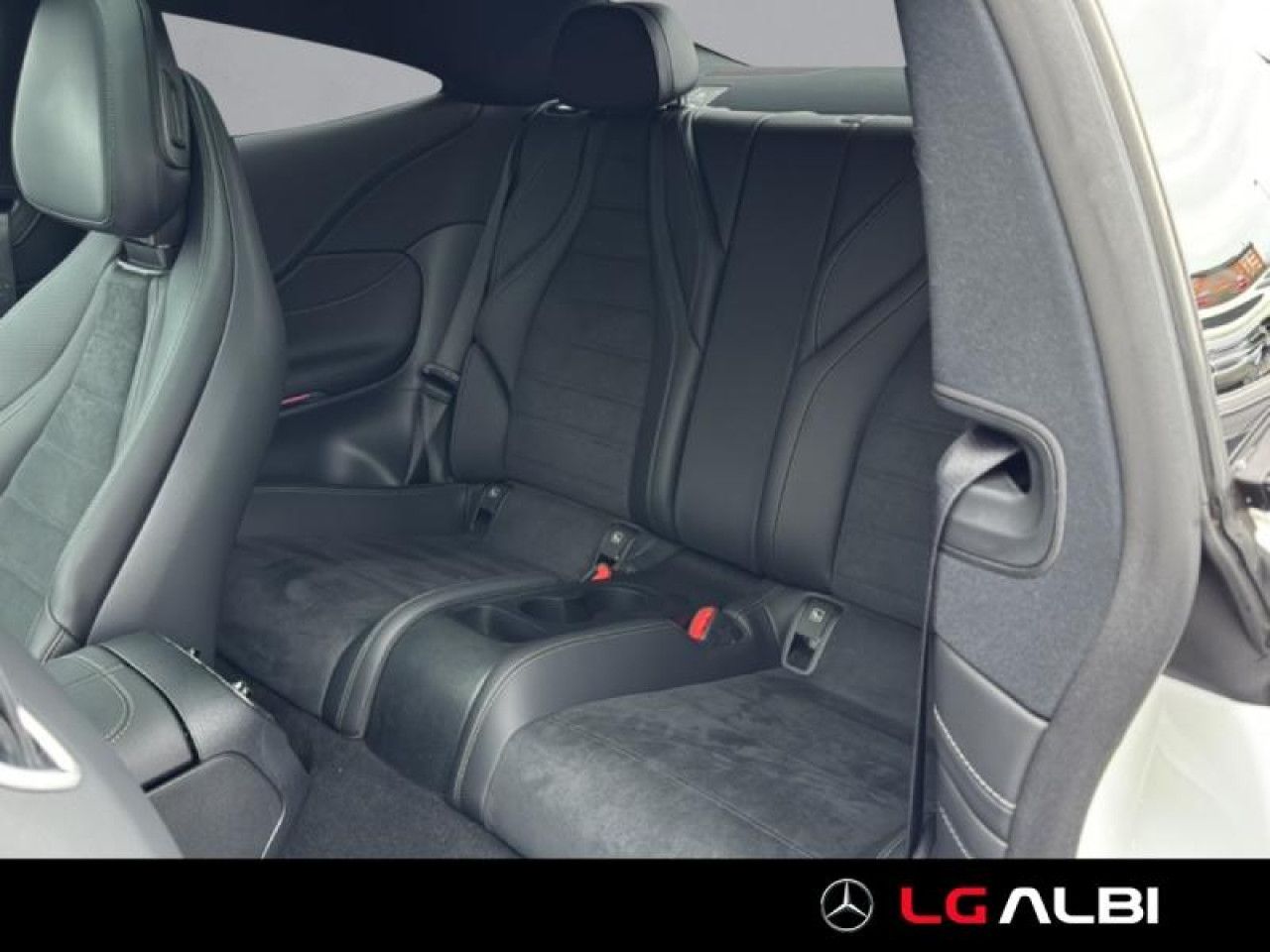 Photo du v&eacute;hicule 11 / 18