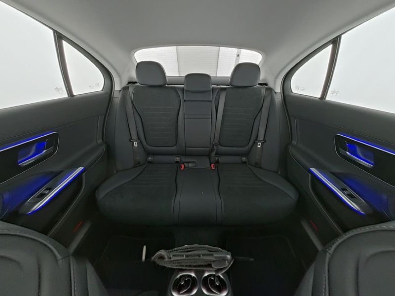 Mercedes-Benz C-Klasse – Bild 8