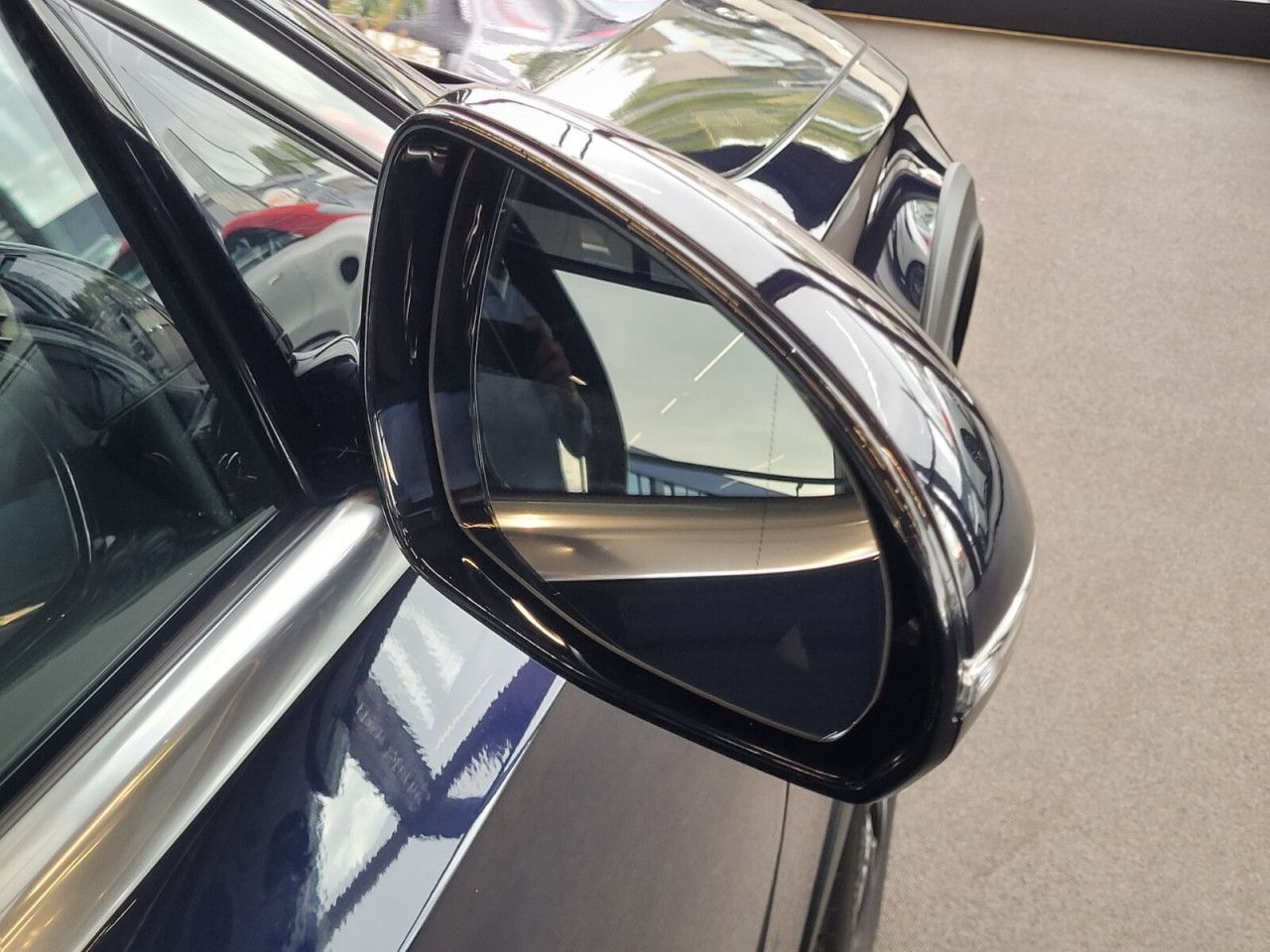 Mercedes-Benz E-Klasse – Bild 7