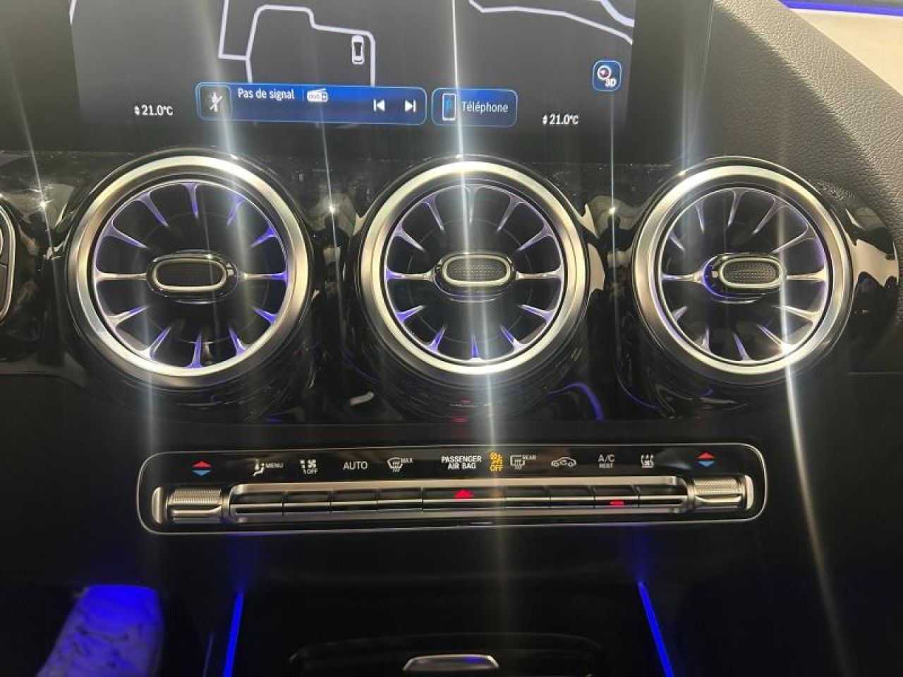 Photo du v&eacute;hicule 16 / 18