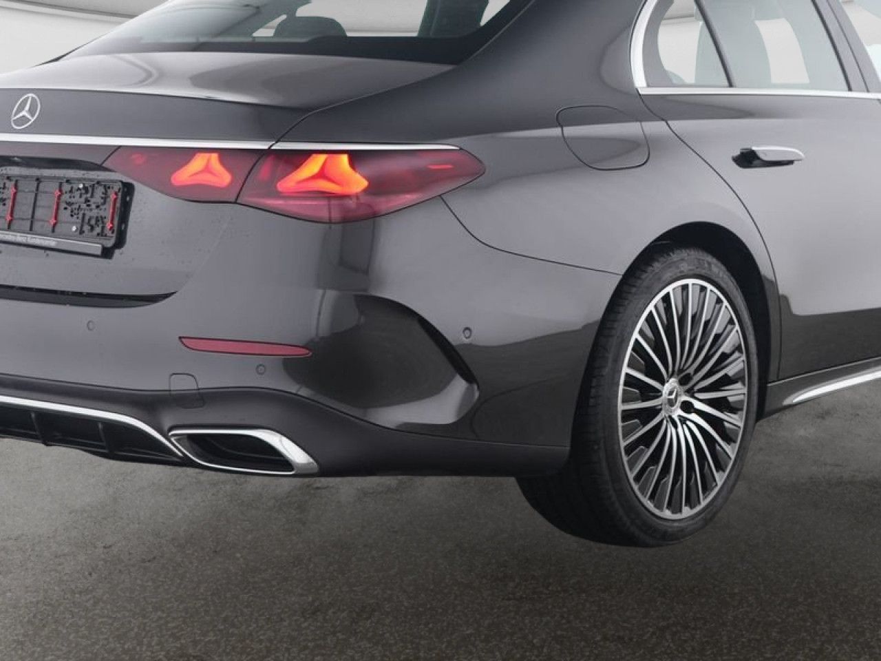 Mercedes-Benz E-Klasse – Bild 2