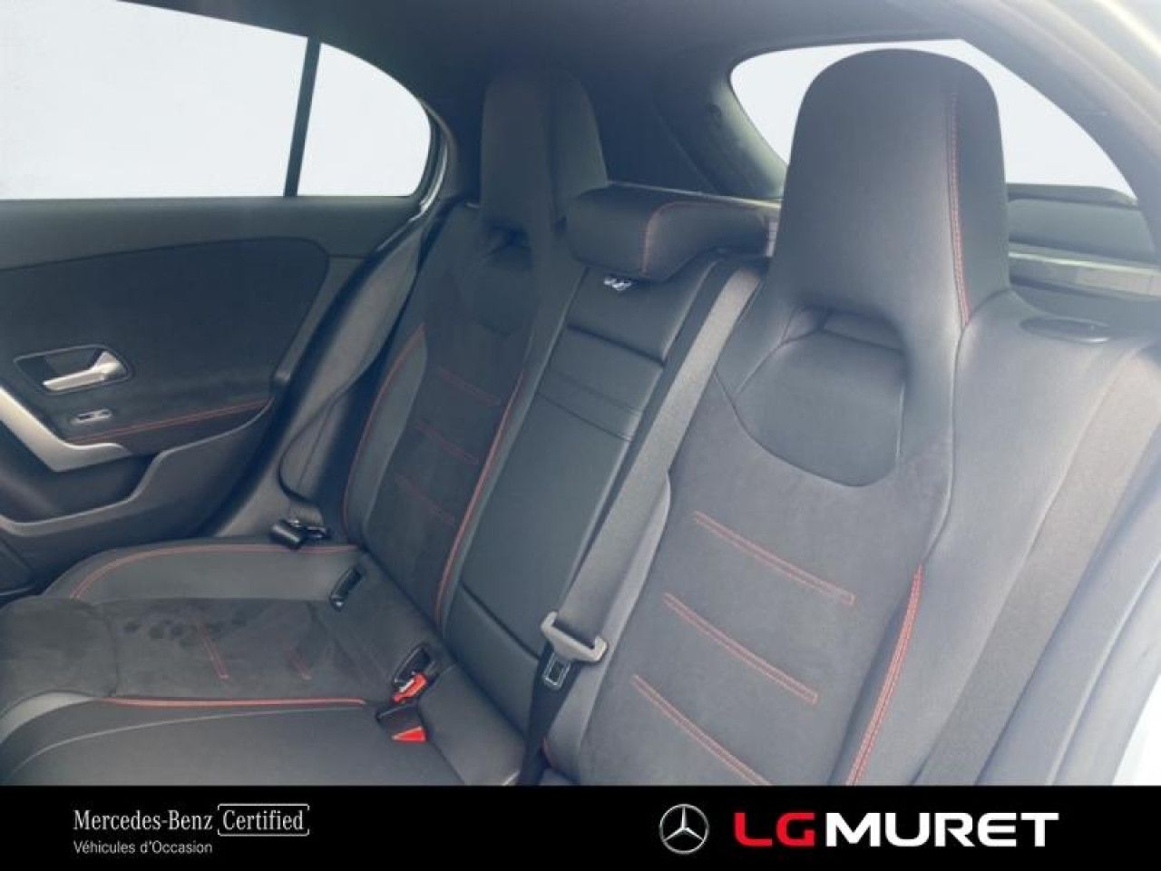 Photo du v&eacute;hicule 11 / 18