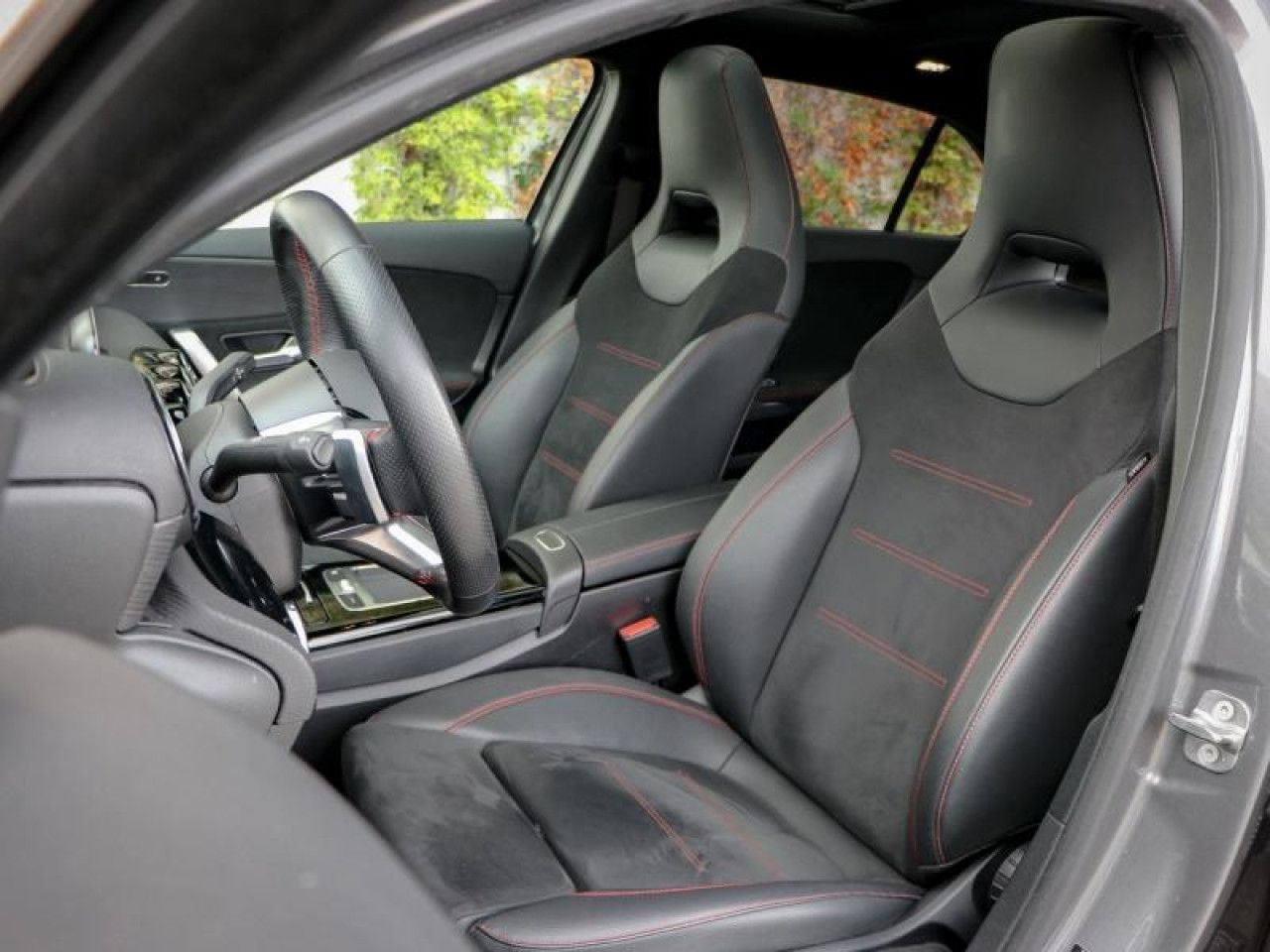 Photo du v&eacute;hicule 5 / 18