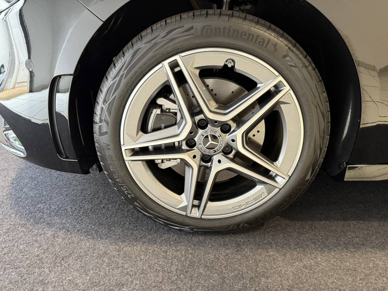 Photo du véhicule 18 / 18