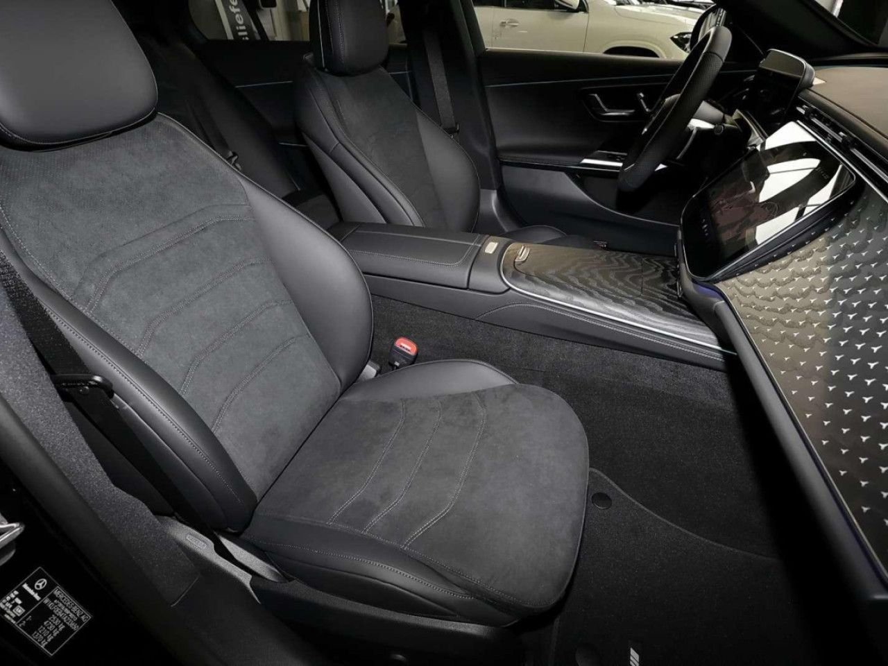 Mercedes-Benz E-Klasse – Bild 4