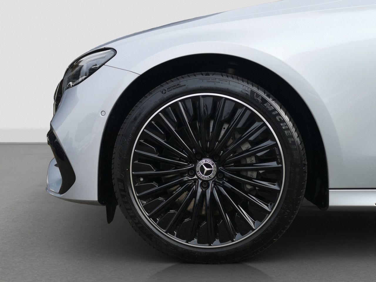 Mercedes-Benz E-Klasse – Bild 20