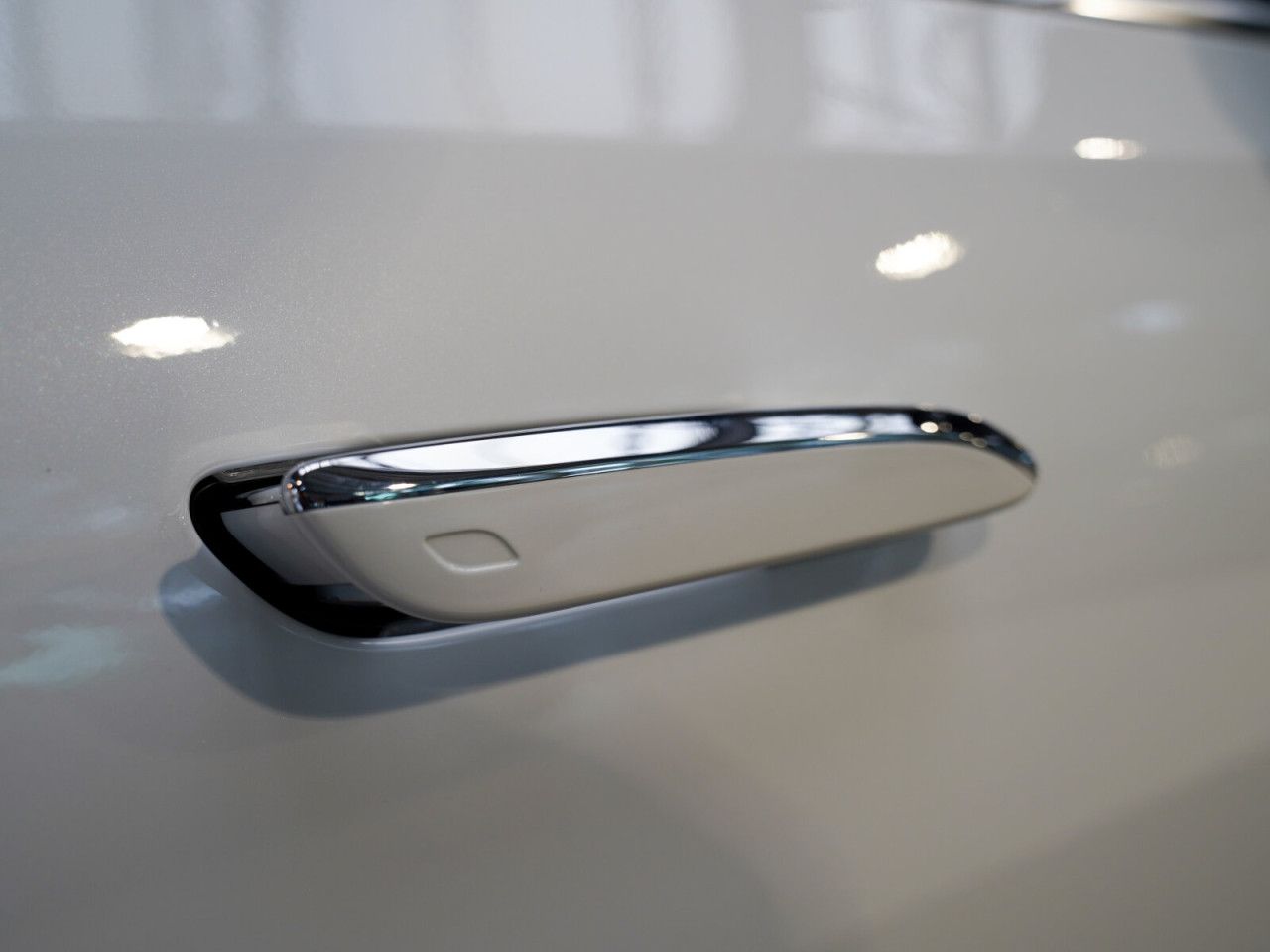 Mercedes-Benz E-Klasse – Bild 8