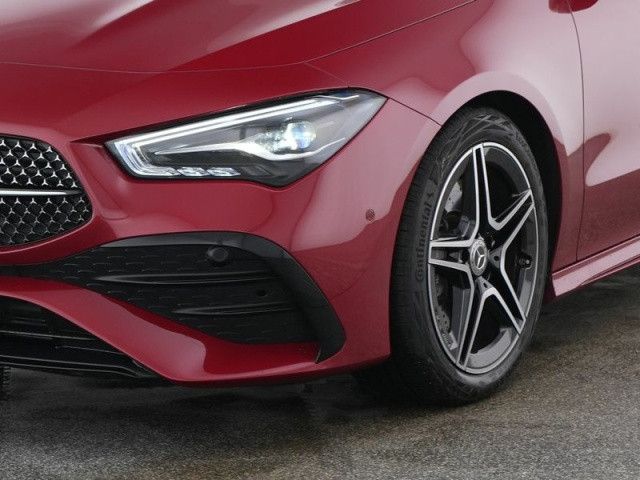 Mercedes-Benz CLA 220