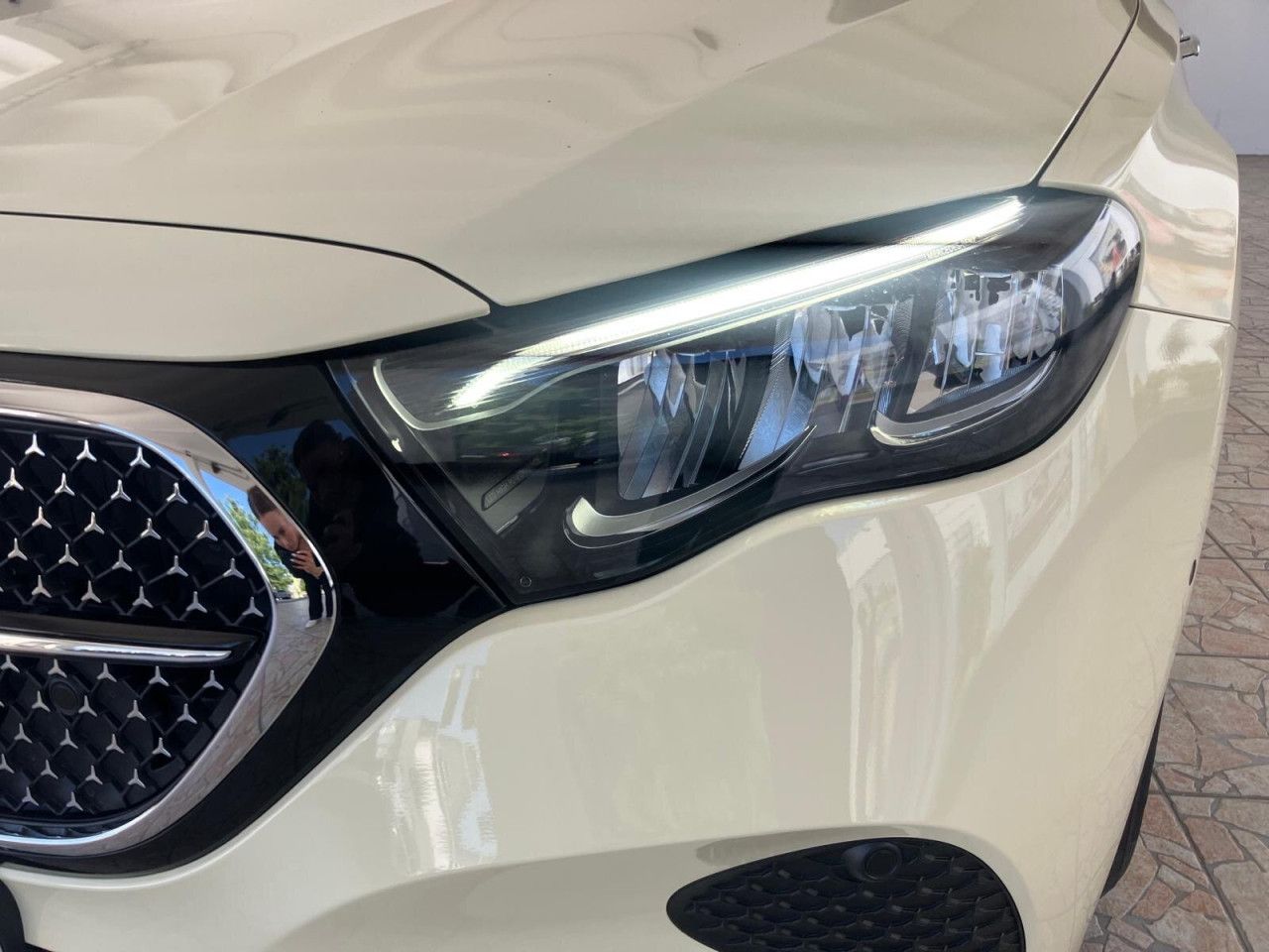 Mercedes-Benz E-Klasse – Bild 24