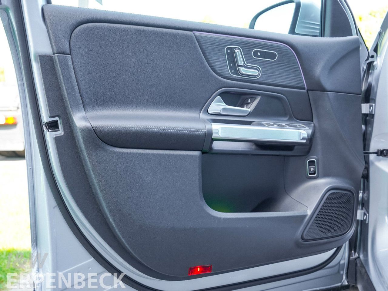 Mercedes-Benz GLB – Bild 12