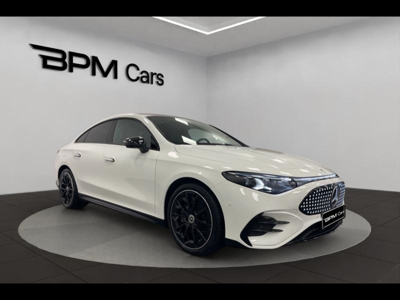 Photo du v&eacute;hicule 3 / 18