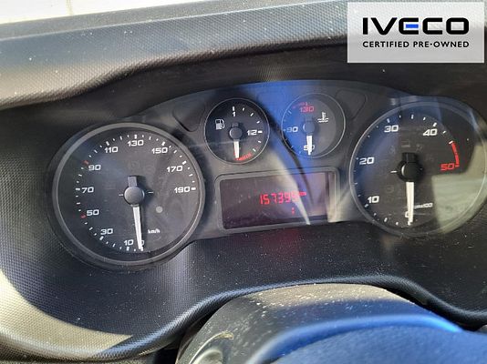 Vehicle image 4 / 6
