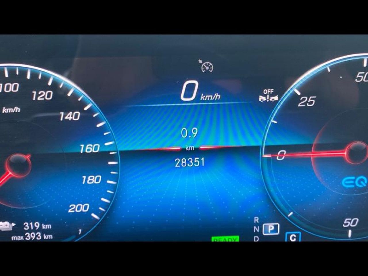 Photo du v&eacute;hicule 9 / 18