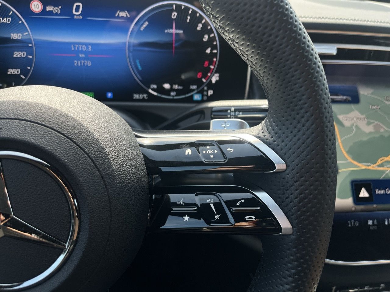 Mercedes-Benz E-Klasse – Bild 20