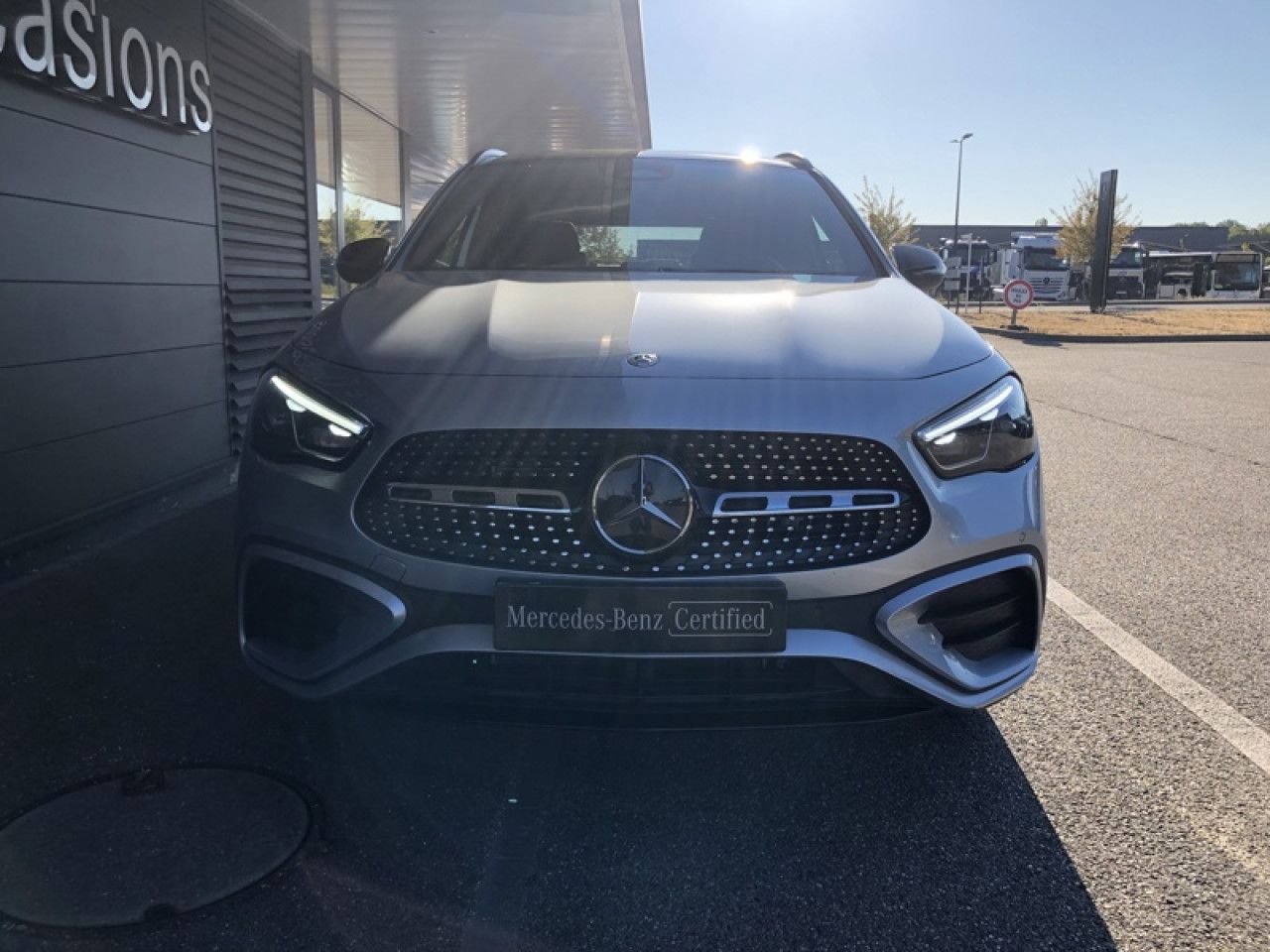 Photo du véhicule 2 / 18
