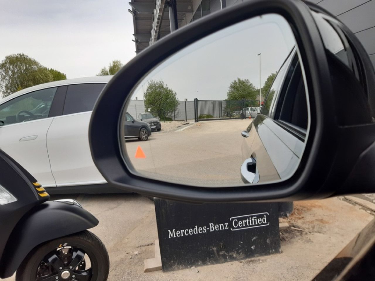 Photo du v&eacute;hicule 12 / 18