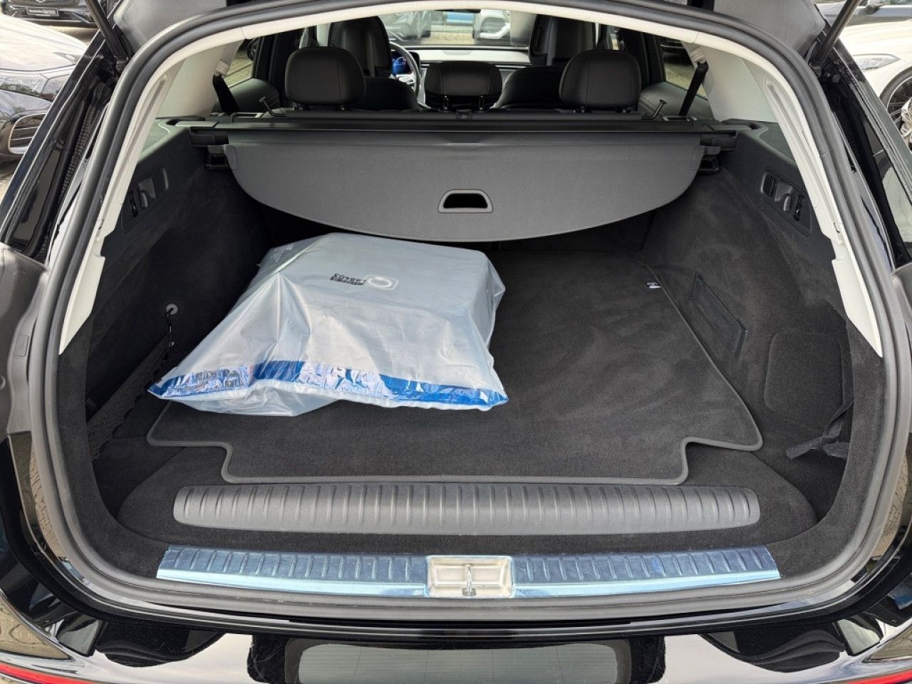 Mercedes-Benz E-Klasse – Bild 7