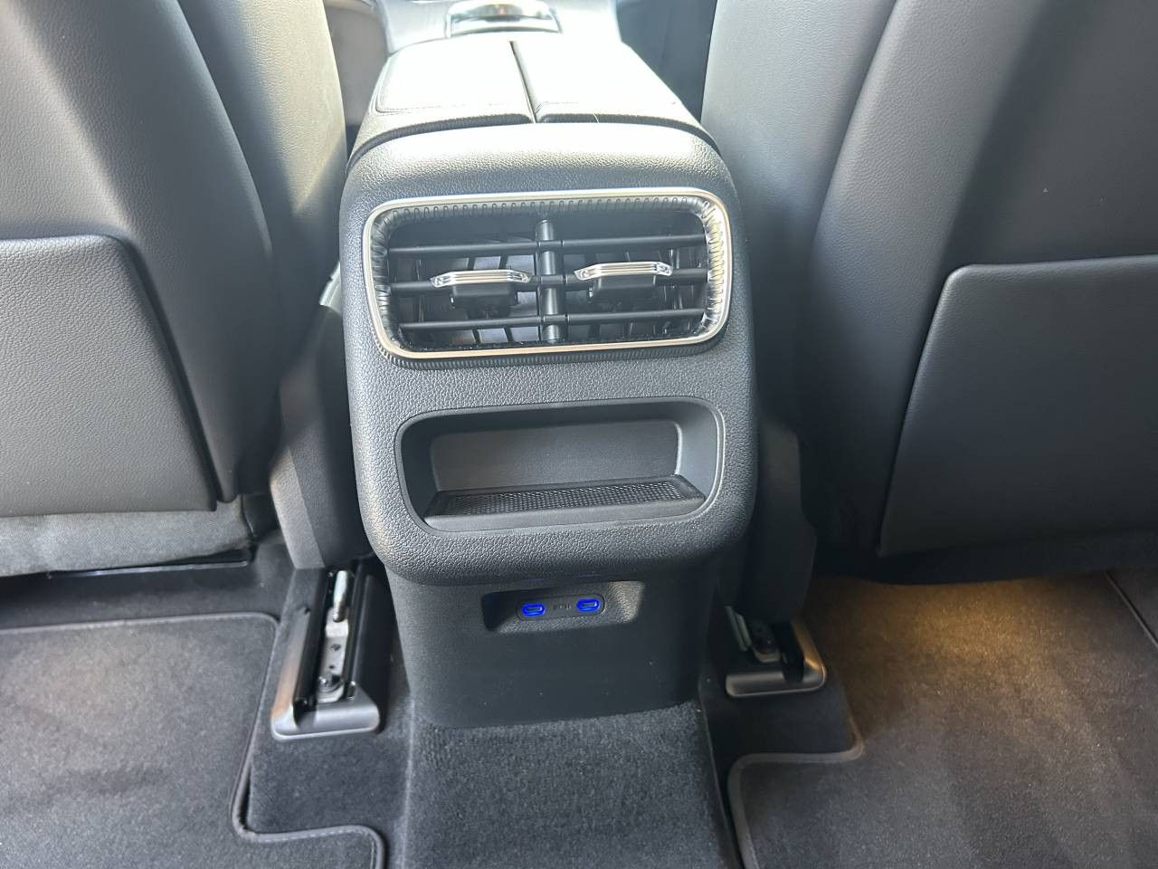 Photo du véhicule 16 / 18