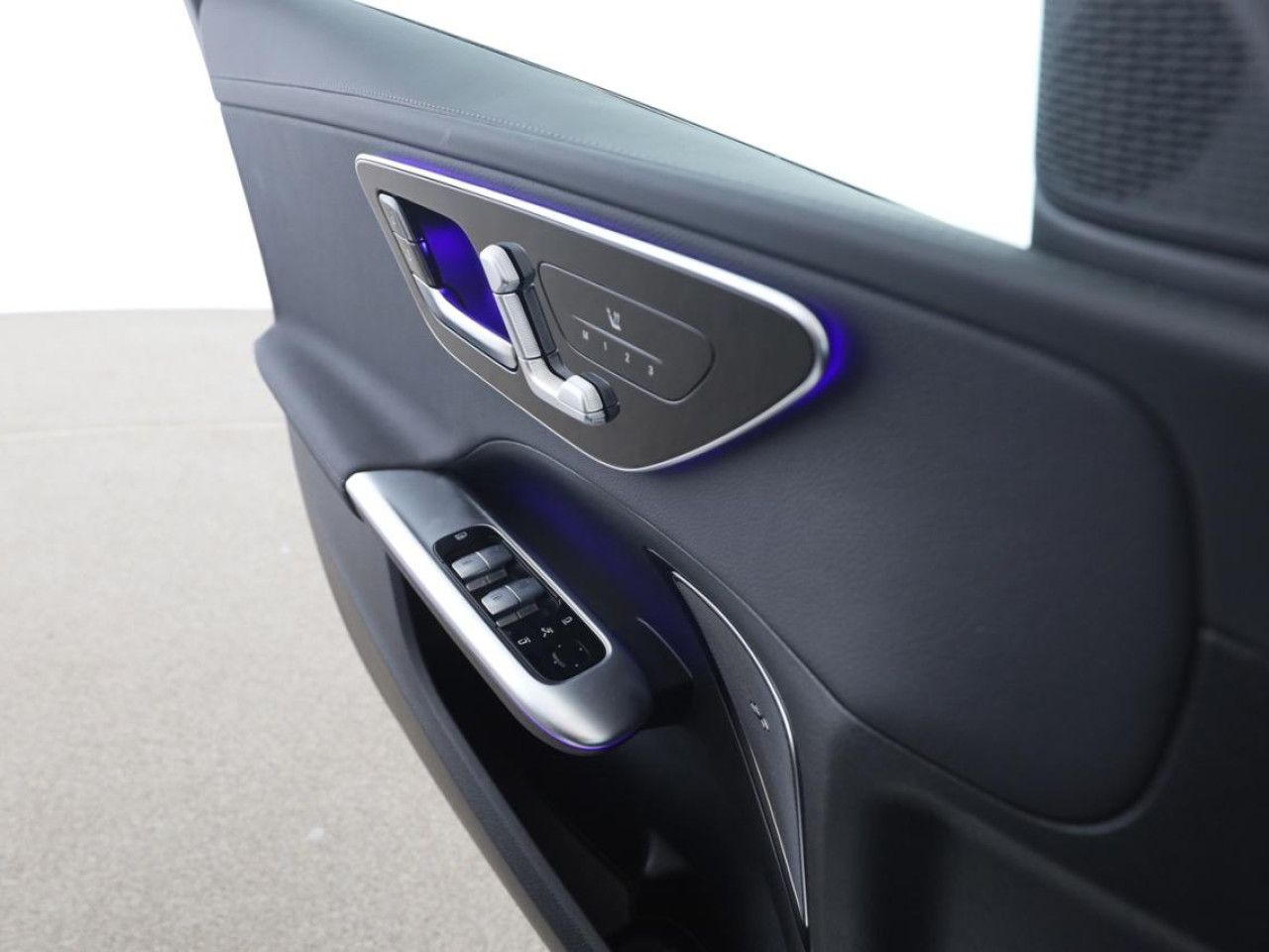 Mercedes-Benz C-Klasse – Bild 9